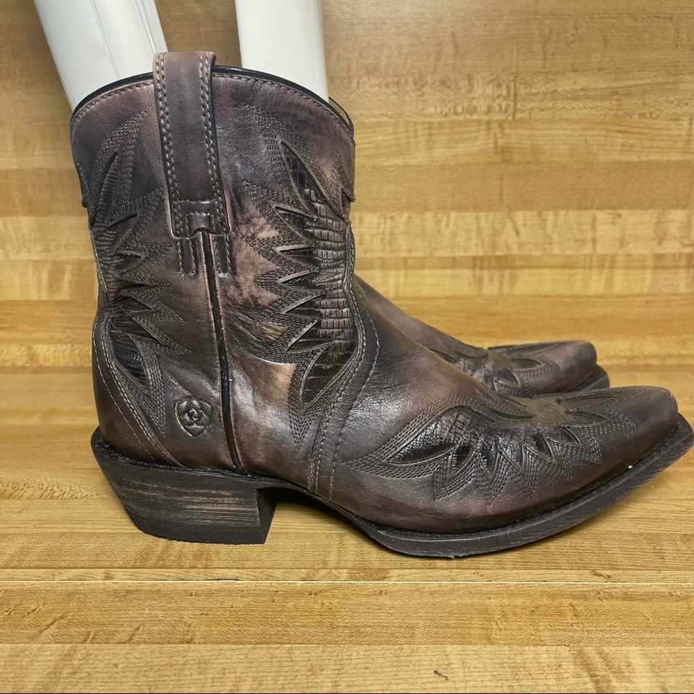 Ariat Women's Snip Toe Brown Zip-Up Shortie Western Cowboy Boots Size 8 SAMPLE